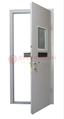 Белая металлическая дверь в кассу ДКС-1 в Апрелевке