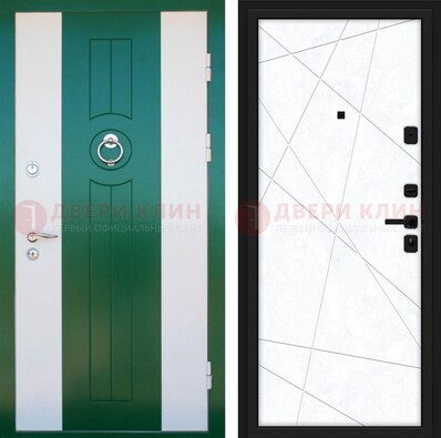Зеленая железная дверь с панелями МДФ ДМ-369 в Апрелевке