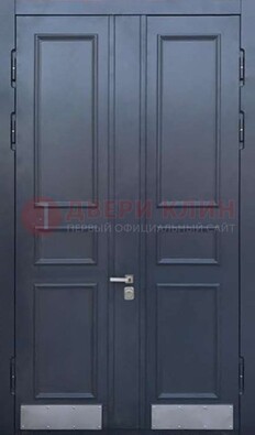 Черная двухстворчатая дверь для улицы с МДФ ДМ-535 в Апрелевке