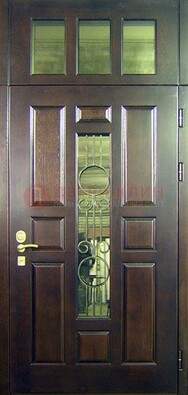 Парадная дверь со стеклянными вставками и ковкой ДПР-1 в офисное здание в Апрелевке