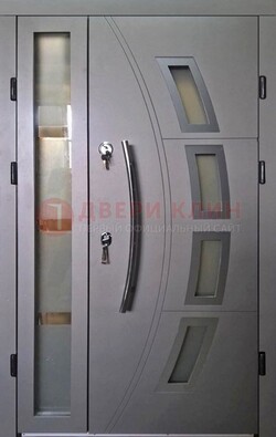Серая железная дверь для дома со стеклом ДС-17 в Апрелевке