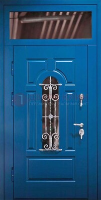 Синяя железная филенчатая дверь со стеклом и ковкой ДСК-97 в Апрелевке