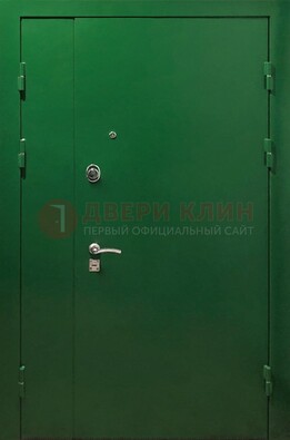 Зеленая распашная тамбурная дверь Порошок ДТМ-47 в Апрелевке