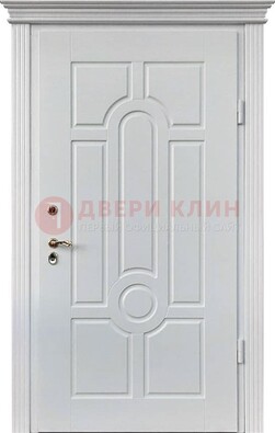 Белая уличная дверь с виноритом для дома ДВТ-247 в Апрелевке