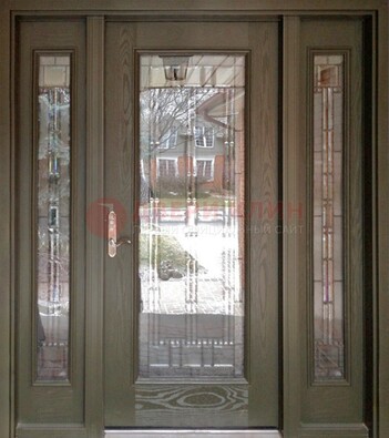 Коричневая стальная дверь с массивом дуба с витражом ВЖ-16 в Апрелевке