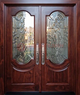 Классическая железная дверь с массивом дуба для входа ВЖ-23 в Апрелевке